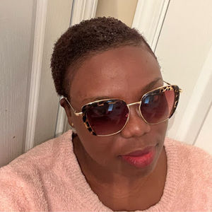 Meet your Posher, Ayele